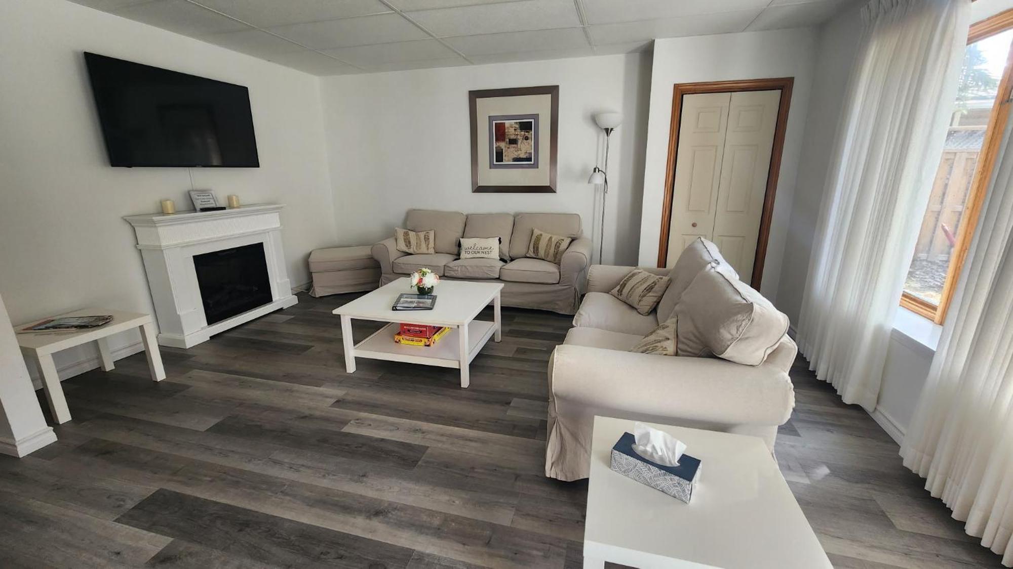 Cozy Cottage Retreat Lambton Shores Екстер'єр фото