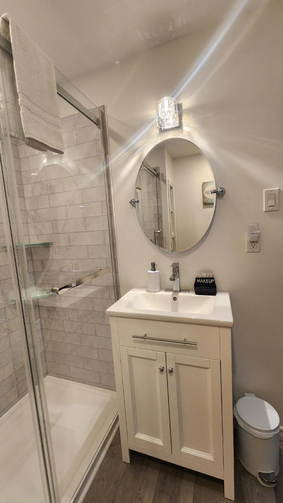 Cozy Cottage Retreat Lambton Shores Екстер'єр фото